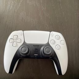 Selling a PS5 controller. Only problem with it is the headphone jack doesn’t pick up headset microphones but the controller works fine. I have bought another one since. Would be perfect as a spare if you don’t need a mic.