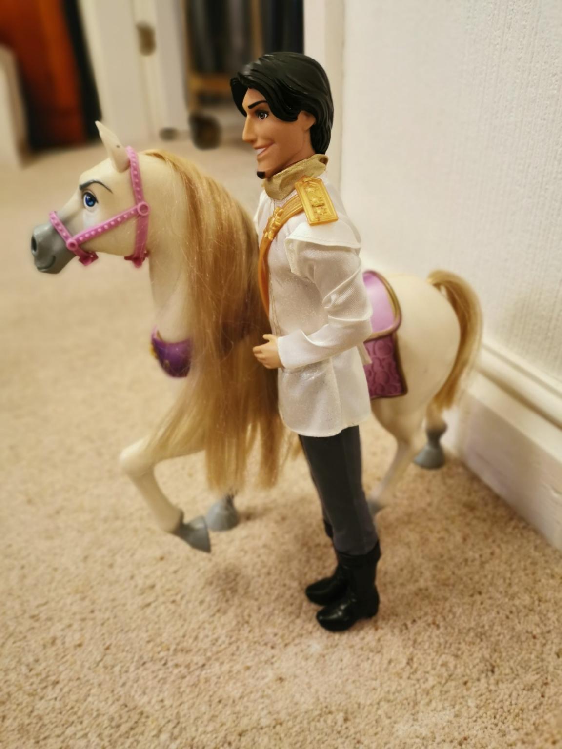 Disney Flynn Rider And Maximus Horse In B97 Redditch For £10.00 For 