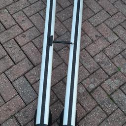 Audi Q5/SQ5 roof bars genuine audi like new only used once complete with locking key to fit £40 collection from Birmingham or will post at buyers cost