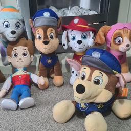 all large teddies
Rubble, Zuma, Everest, Chase, Marshall, Skye, Rocky, Ryder and also included is a chase headrest that changes from a head rest inside out to a chase beanie

all fab condition 

can post but postage will be £6.30 second class recorded. also please note i do not use shpock wallet