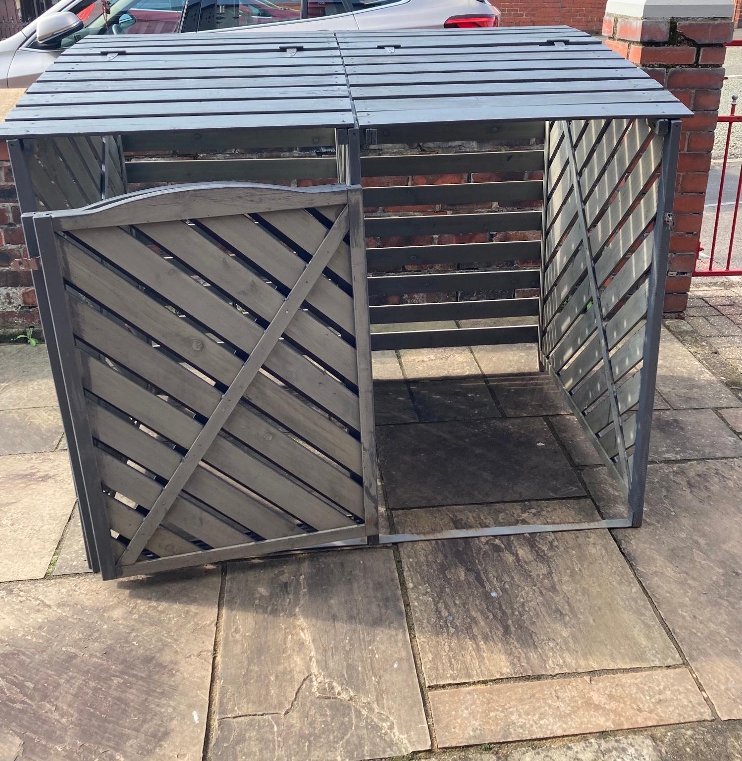 Wheelie bin shed in St Helens für 110,00 £ zum Verkauf Shpock DE