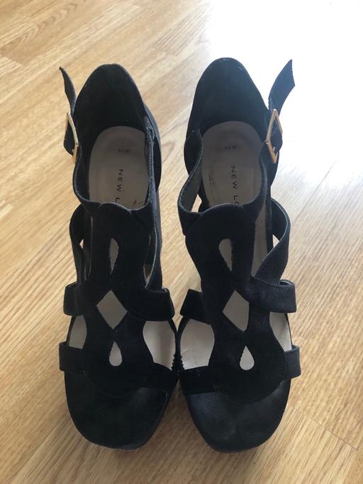 Buy & Sell East London Becontree Heath - East London - Photos for Ladies Shoes size 4