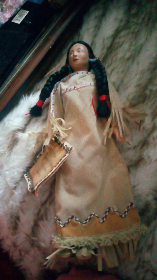 Buy & Sell Netherton Dudley - Photos for limited edition Indian doll