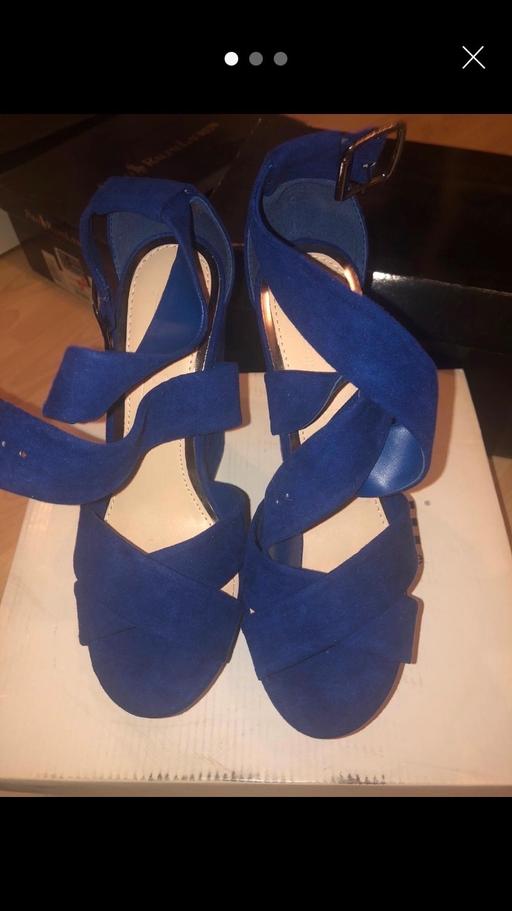 Buy & Sell South East London Kennington - South East London - Photos for Blue Suede OFFICE Wedges