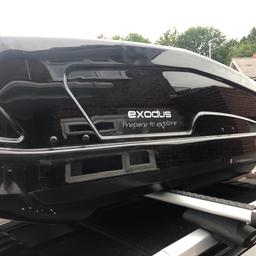 Halfords Exodus Roofbox for hire.

£35 minimum charge for week. Enquire for longer periods.

Locks on both sides, very easy to install.
Roofbars are NOT provided.

Deposit and ID will be required.
Please check my ratings and previous feedback. 