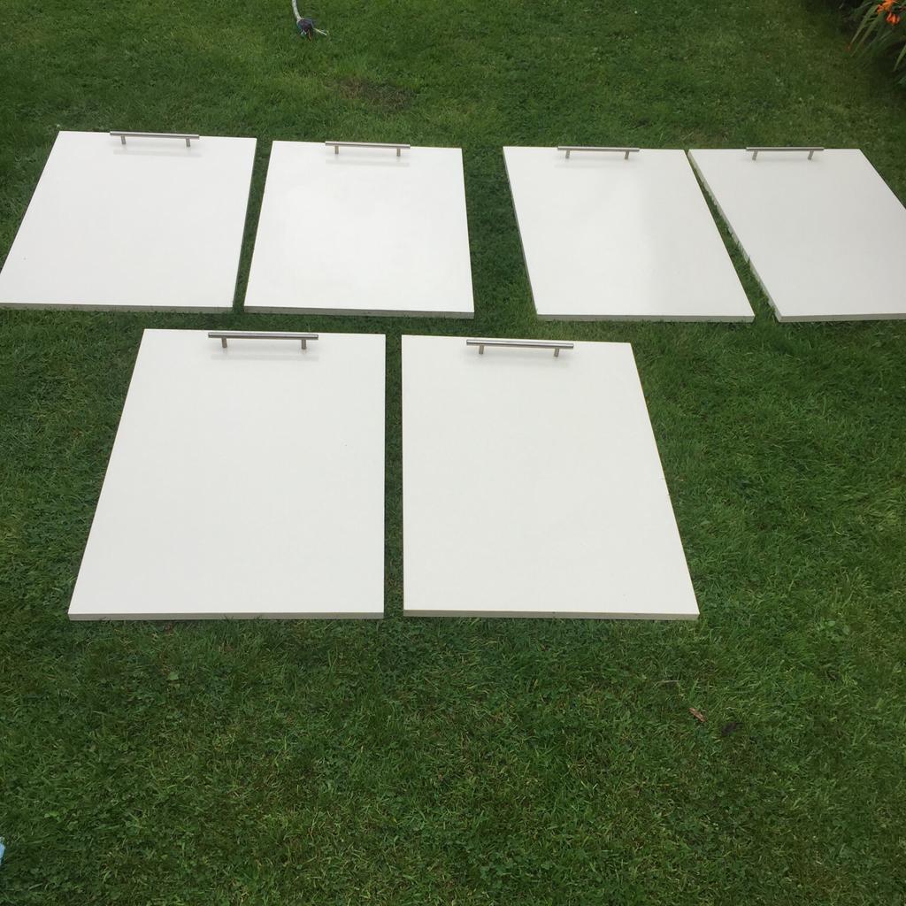Cream gloss cupboard doors base unit doors in B31 Birmingham for £65.00