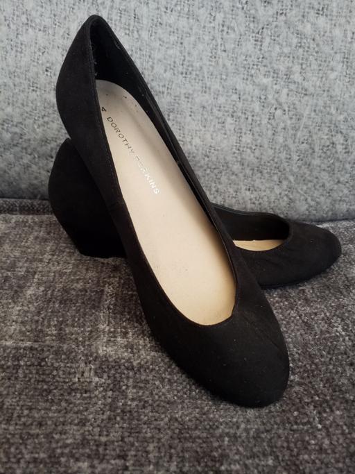 Buy & Sell Merseyside Saint Helens - Photos for DOROTHY PERKINS!! .. BLACK WEDGE MIDI SHOE!!