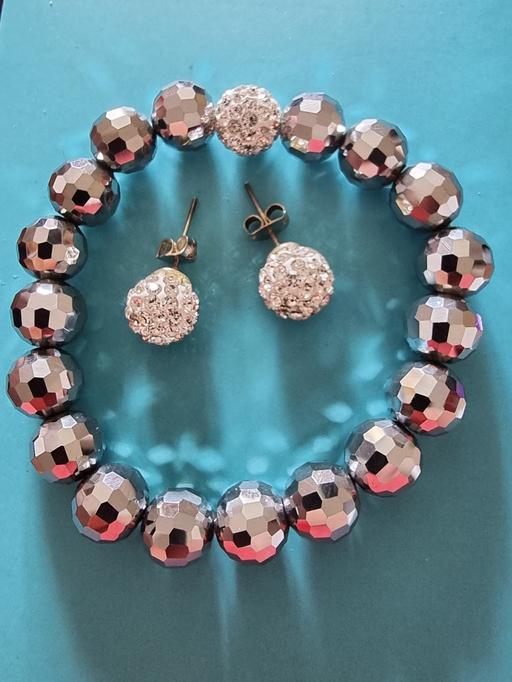 Buy & Sell Bexley Erith - DA8 - Photos for new sparkly bracelet and earrings set