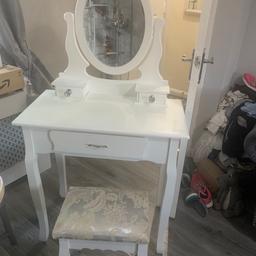 Stunning dressing table and stool great condition have added crystal knobs to the drawers and glitter lining to the drawers also first to see will buy a bargain at £30