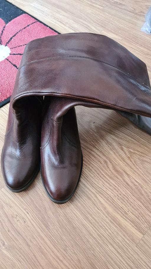 Buy & Sell West Midlands Birmingham - Photos for Ladies Brown Knee length leather boots