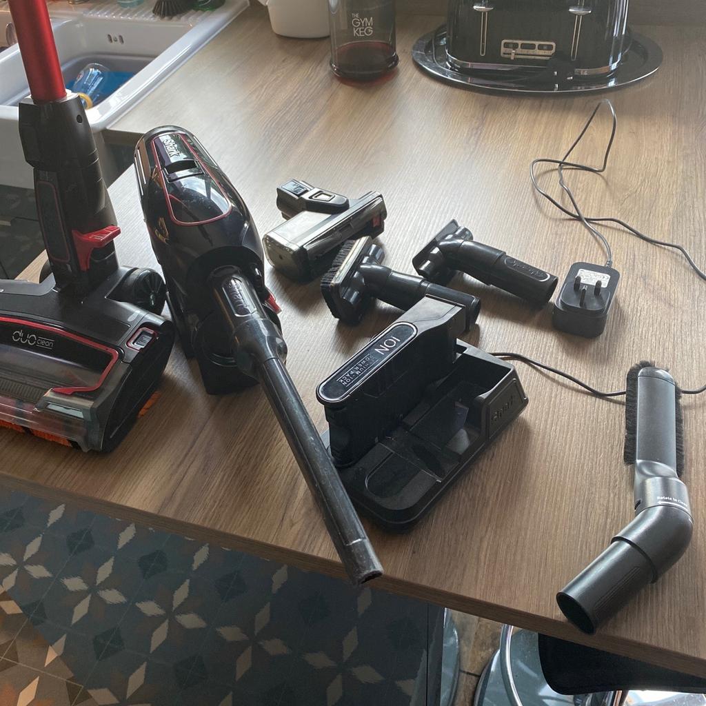 Shark cordless hoover in M22 Manchester für £ 50,00 zum Verkauf Shpock AT