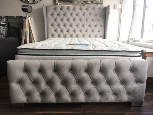 Buy & Sell East Sussex Wealden - Photos for KESWICK WINGBACK / KASWICK CHESTERFIELD BED