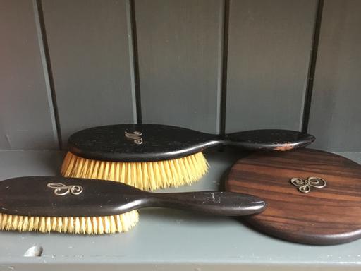 Buy & Sell Suffolk East Suffolk - Photos for Vintage Ebony Hand Mirror & Brushes