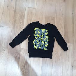Dinosaur George sweatshirt
size 3-4years 
excellent condition 

can combine postage