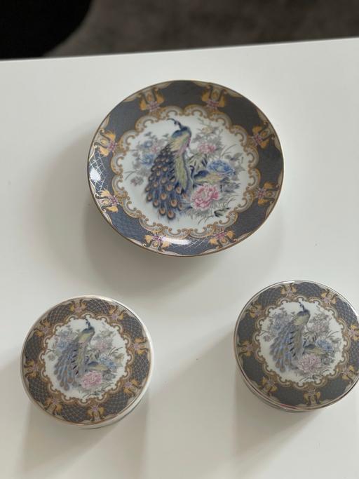 Buy & Sell Essex Rochford - Photos for Peacock plate and 2 peacock trinket pots