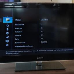 Verkaufe meinen gebrauchten Samsung LCD TV mit einer Universal Fernbedienung. Die Bildschirm Diagonale beträgt 102cm. Das Gerät ist voll funktionsfähig und wird nur an Selbstabholer verkauft. Ein 10 Meter Antennenkabel mit vergoldeten Steckern lege ich gratis dazu.
Hier noch ein paar technischen Daten..

- Auflösung format 1080p (Full HD)
-Abmessungen (Breite x Tiefe x Höhe) -mit Fuß 99.8 cm x 25.5 cm x 69.9 cm
-Gewicht 19.4 kg
-4x HDMI

Privatverkauf. Ich schließe jegliche Sachmangelhaftung aus