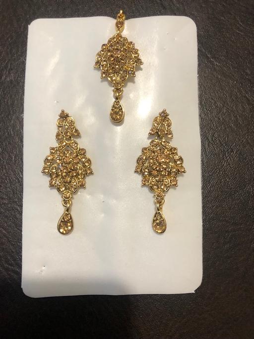 Buy & Sell Leicestershire Leicester - Photos for Earrings and head piece set