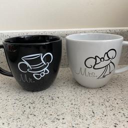 Disney wedding Mr & Mrs Mickey & Minnie mugs
Used but is excellent condition, no chips or marks
Sad to be selling but having a clear out and have no room for them
Large mugs, one black and one white with gloss shiny finish
Originally brought from Disney store in Disney park Orlando Florida when on holiday
Collection southwater or happy to post for additional £3.50