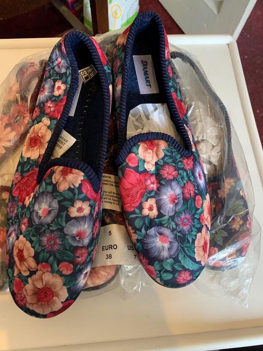 Buy & Sell Caerphilly - Wales Trethomas - Caerphilly - Photos for GIFTS Ladies slippers 3 PAIRS 