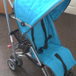 here you are looking at a London Chicco stroller.

brand new around £80

unisex colour lovely aqua blue

reclines all the way back and also adjustable leg rest

quickly folds and light to manoeuvre

footmuff and raincover included

no longer needed

used very lightly as my son hated sitting in the pushchair!

almost new condition

grab it for £45 Ono

collection area is Ilford.

thanks for looking