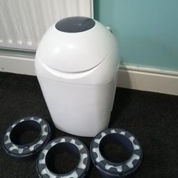 Tommee tippee segment nappy bin..
Comes with x3 refills.
Local delivery available..
Cash on collection only..