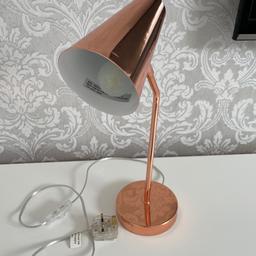 Rose gold/copper lamp 
Like brand new