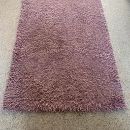 Shaggy rug, 80 x 120 cm. used but in very good condition.