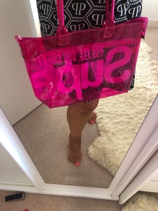 Buy & Sell Essex Southend-on-Sea - Photos for New SuperDry ladies handbag