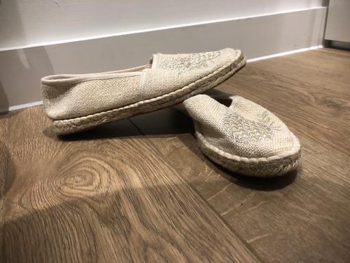 Buy & Sell East London Loxford - East London - Photos for Women Summer Shoes