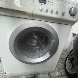 Ich verkaufe hier eine Waschmaschine im guten Zustand
Die Waschmaschine funktioniert einwandfrei
Besitzt Gebrauchsspuren siehe Bilder