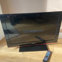 HD tv not smart tv
With remote
