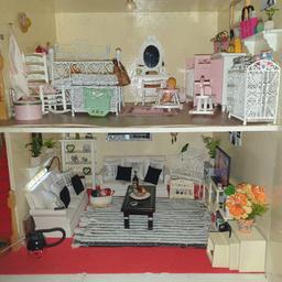 lovely dolls house ono