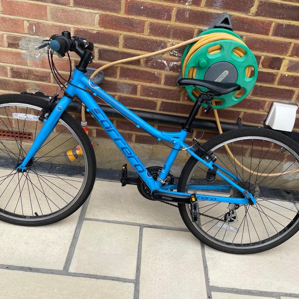 Carrera Subway Junior Hybrid Bike 26" Wheel in SG12 Hertfordshire for