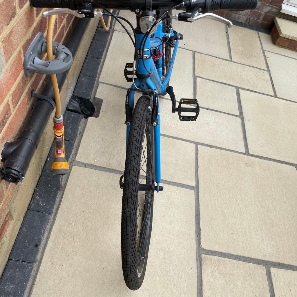 Carrera Subway Junior Hybrid Bike - 26" Wheel in SG12 Hertfordshire for