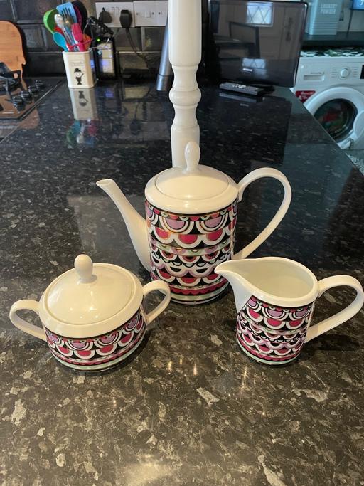 Buy & Sell West Yorkshire Leeds - Photos for House of Fraser teapot set