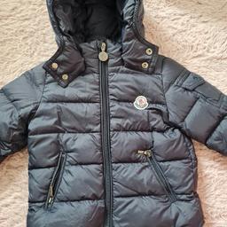 Boys lovely Moncler coat good condition no pulls or marks only thing the badge inside had started to fray alittle as you can see if photo 

can deliver local or post