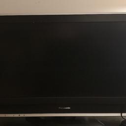Fully working 32 inch Panasonic TV that comes with a remote and will throw in the aerial for free. Has a few scratches but all works well. Collection only :)