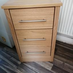 Bedside table used in good condition