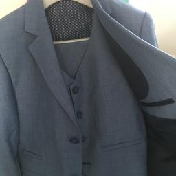 boys 3 piece suit aged 5years