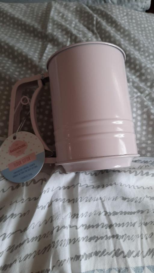 Buy & Sell Merseyside Saint Helens - Photos for Flour sifter BNWT