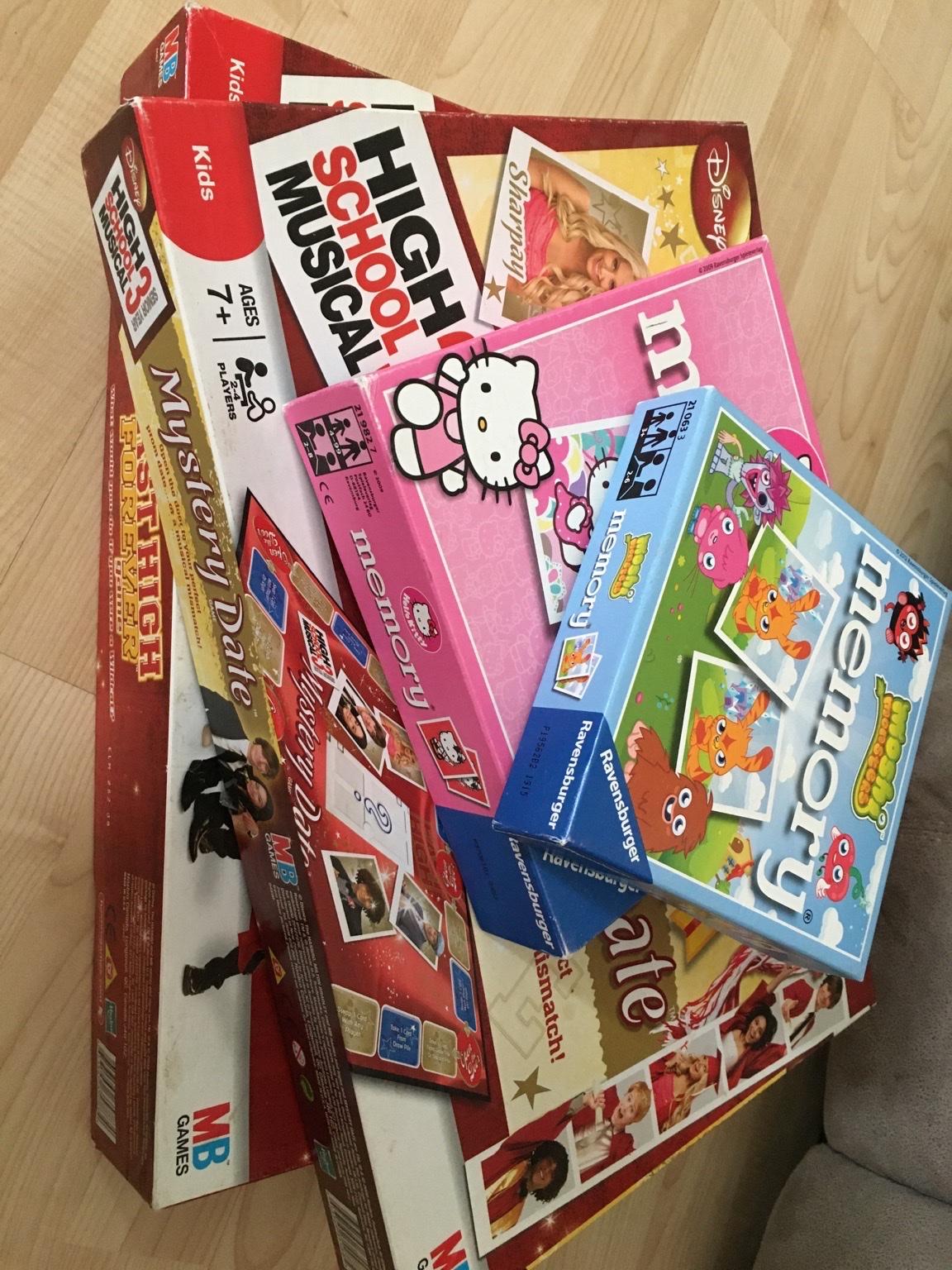 2 Card Games & 2 Board Games in SG4 Hitchin for £12.00 for sale Shpock