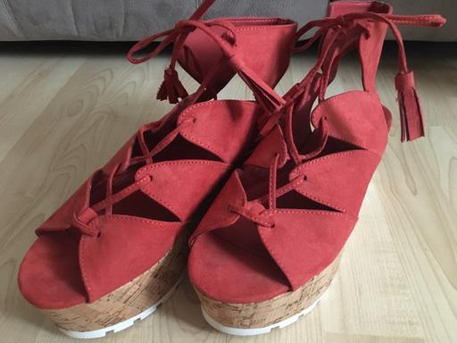 Buy & Sell Hertfordshire North Hertfordshire - Photos for Platform Sandals