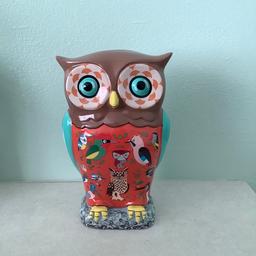 Owl figurine by wild in art very decorative 5 inch