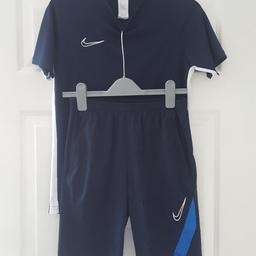 Boys Nike Dri - fit Shorts and  T Shirt Set Size L 147 - 158 cm navy blue sports