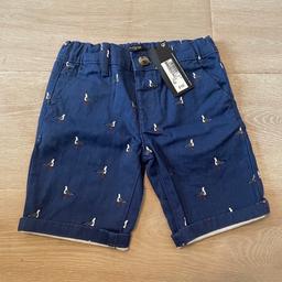 M&S (Autograph) Boys Navy Shorts 2-3 Y
Brand new with tags