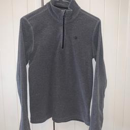 Champion Fleece
Grey
Size: 13-14 years/XL youth
Very good condition
Postage via Hermes