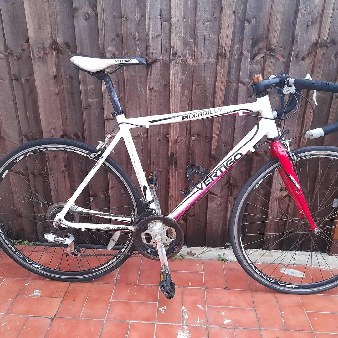 Mens vertigo road bike in London für 100,00 £ zum Verkauf | Shpock DE