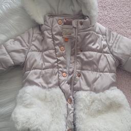 Girls Ted Baker Coat size 2-3
Immaculate condition 
Beautiful cosy warm Coat
£15