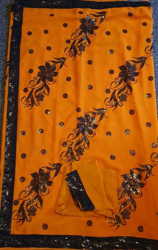 Buy & Sell West Midlands Birmingham - Photos for Darker Orange Saree