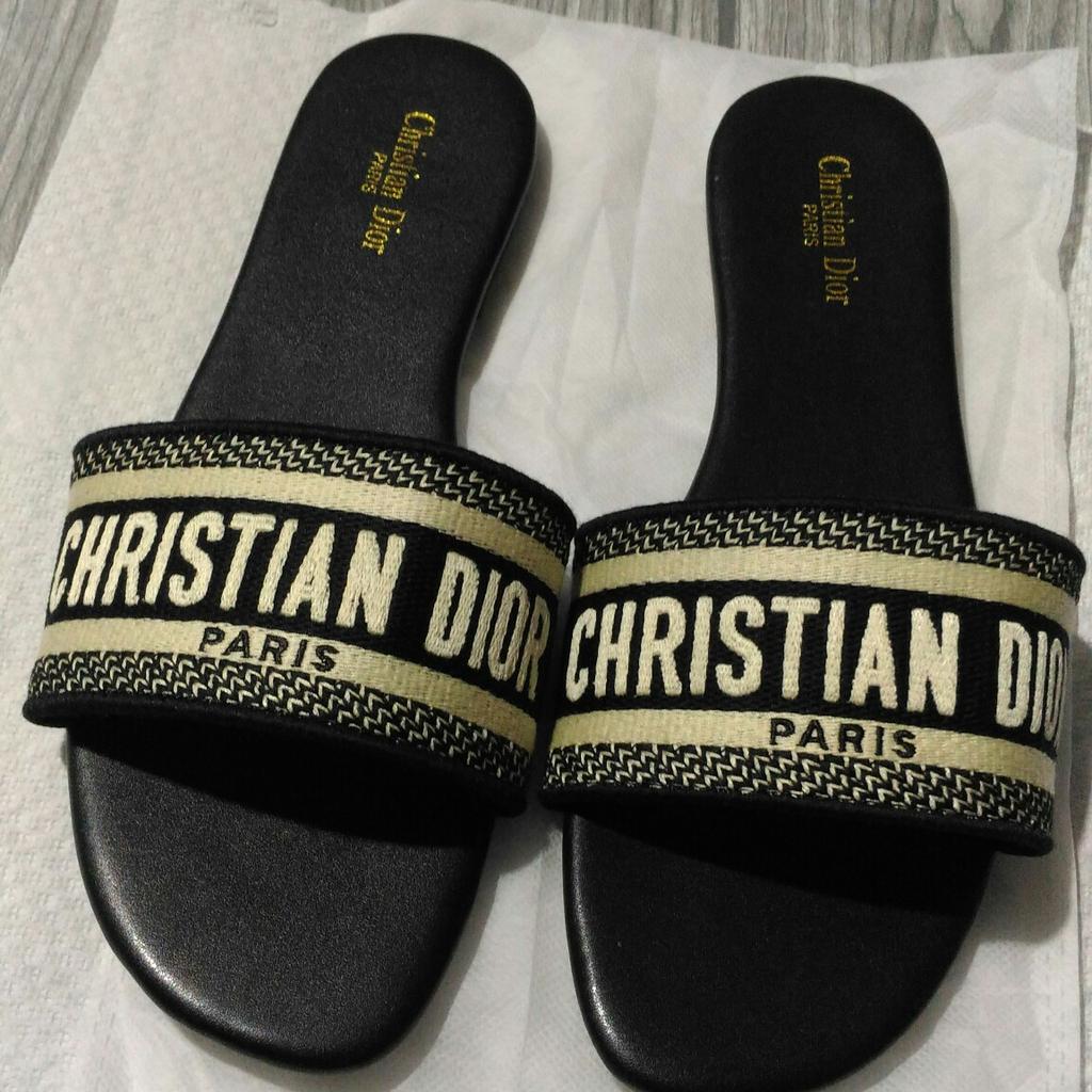 Ciabatte hot sale christian dior